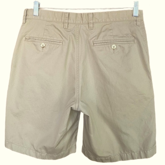 Southern Tide The Skipjack 9" Short in Stone Khaki Flat Front Size 32 - Picture 3 of 7